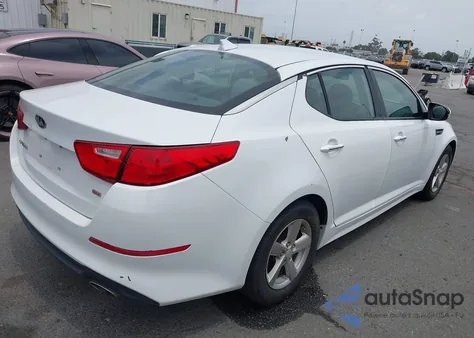 2015 Kia Optima Lx z USA, uszkodzony, nr VIN 5XXGM4A77FG402594